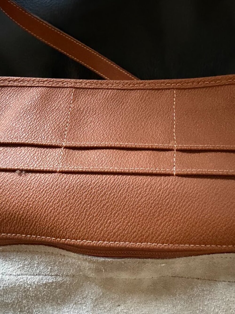 Vintage Dooney & Bourke Taupe and Saddle Tan Leather Shoulder Bag - Picture 5 of 12